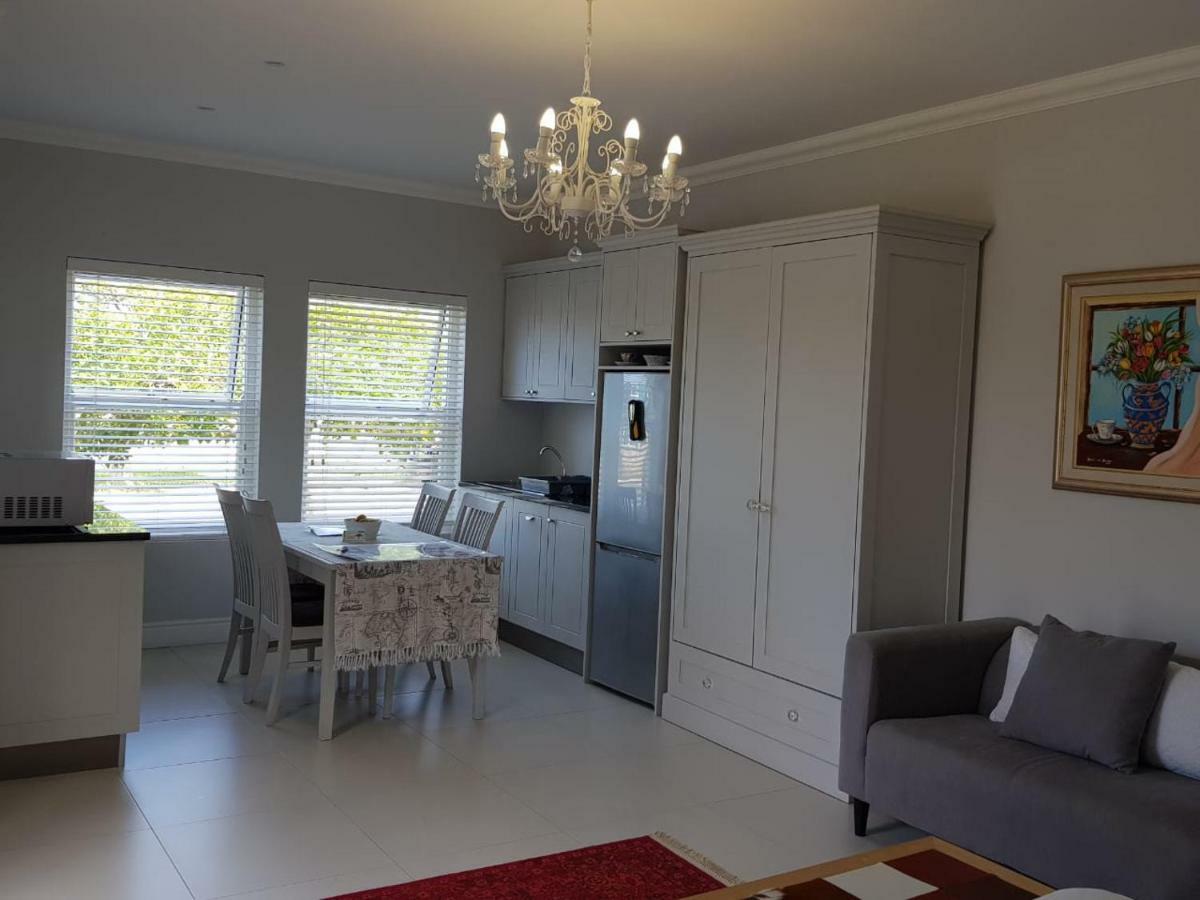 Coral Tree Apartment Hermanus Exterior foto
